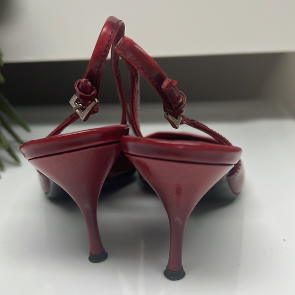 Red Prada heel slingback pointed shoe - Picture 3 of 6
